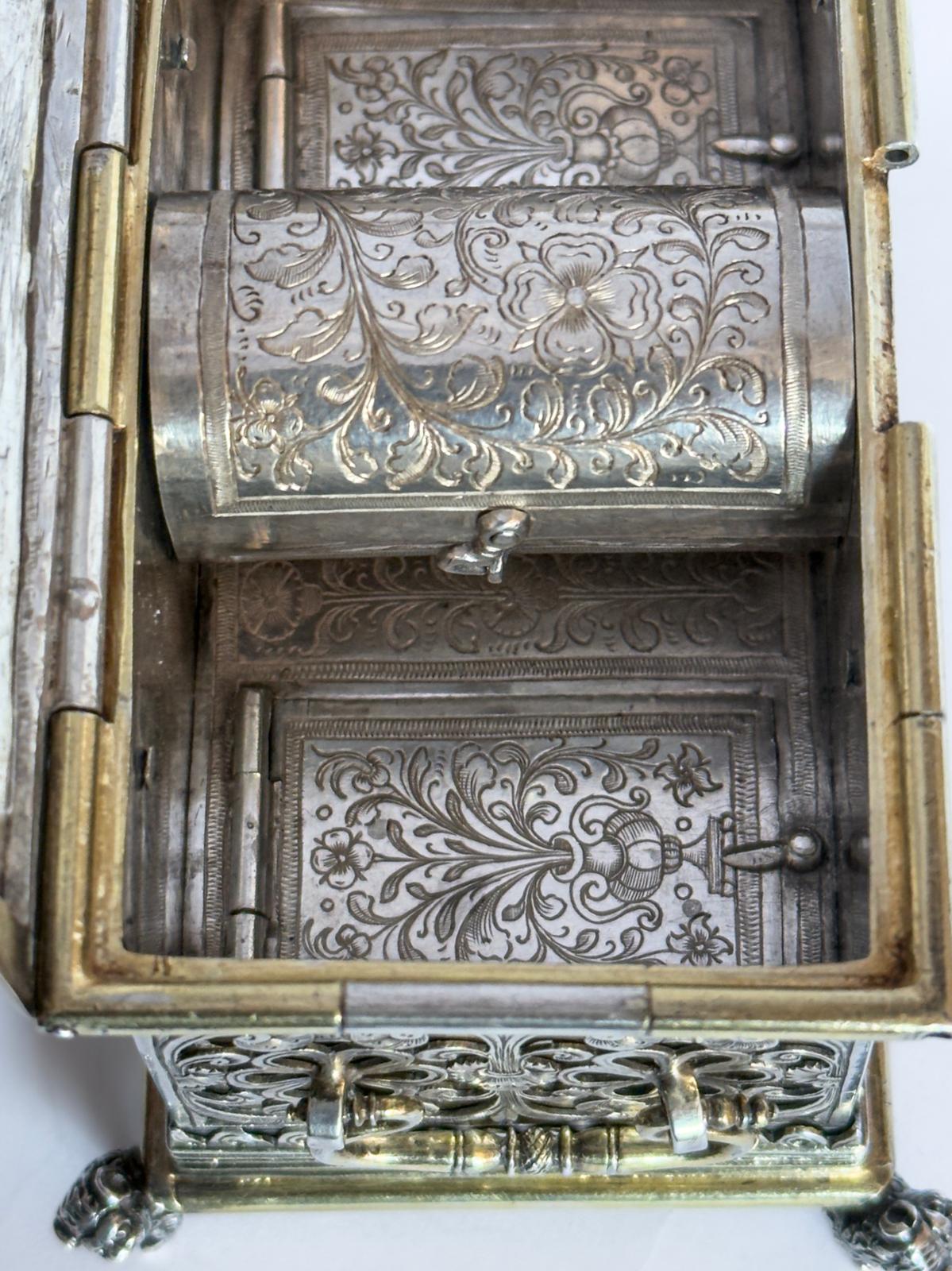 Miniature Silver-gilt Marriage Casket - Image 4